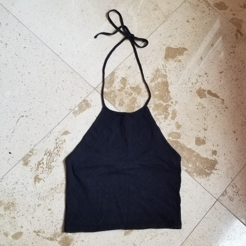 Forever 21 Black knit Halter top